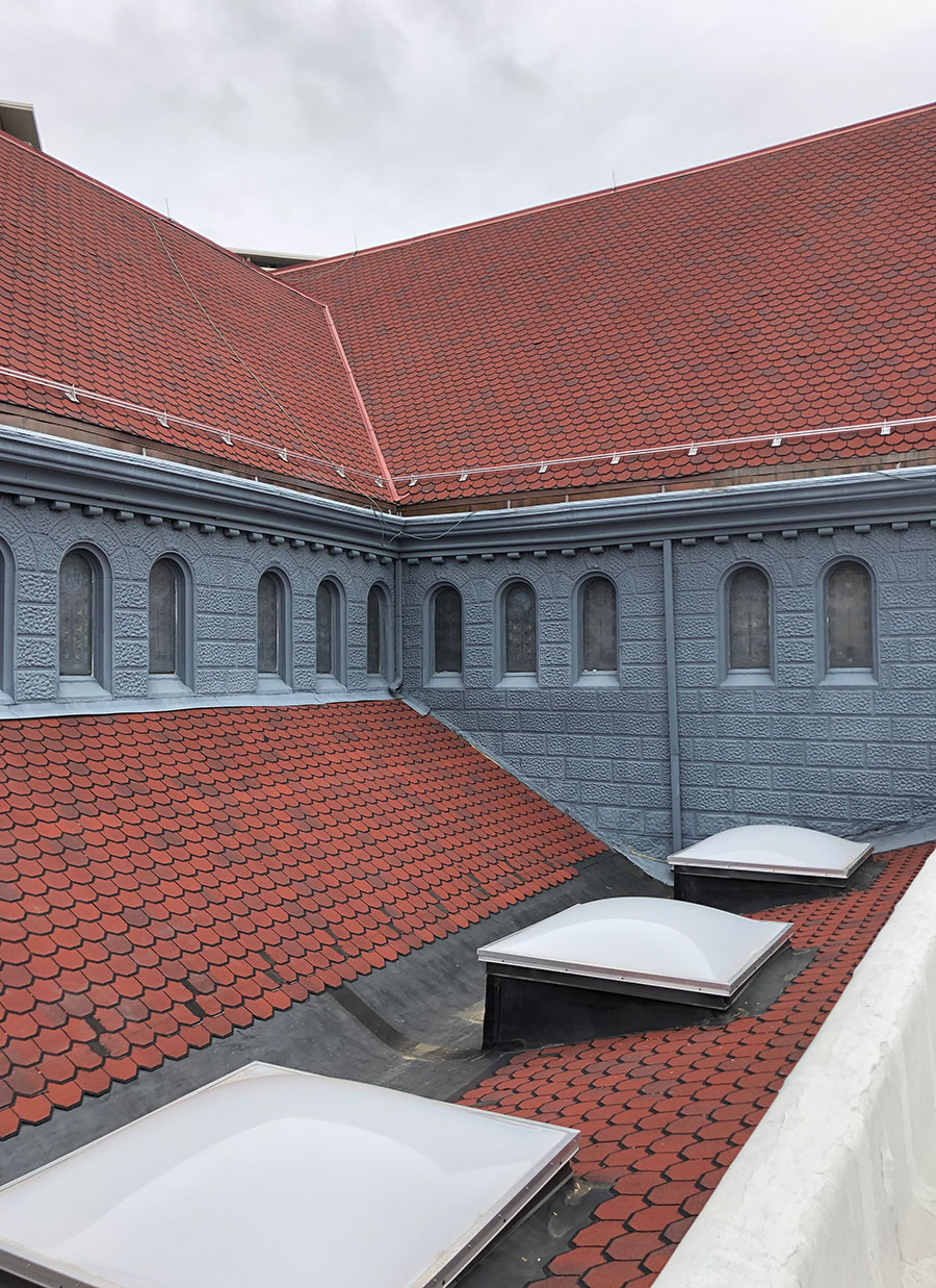 Current Graveley Roofing company image from its public website